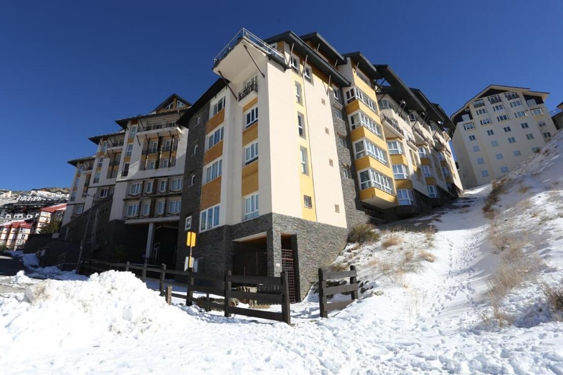 Miramar Ski A Pie De Pista Serra Nevada Exterior foto